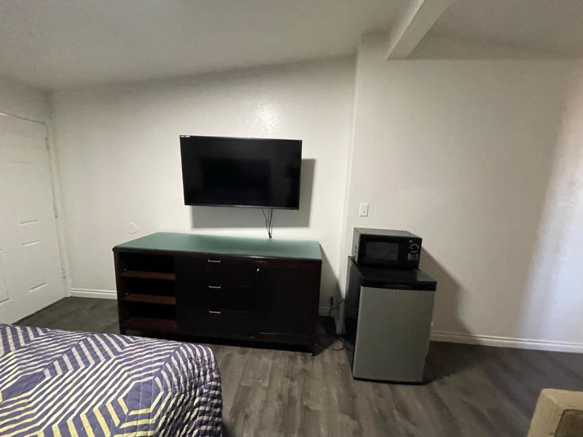 Golden Kent Motel المظهر الخارجي الصورة
