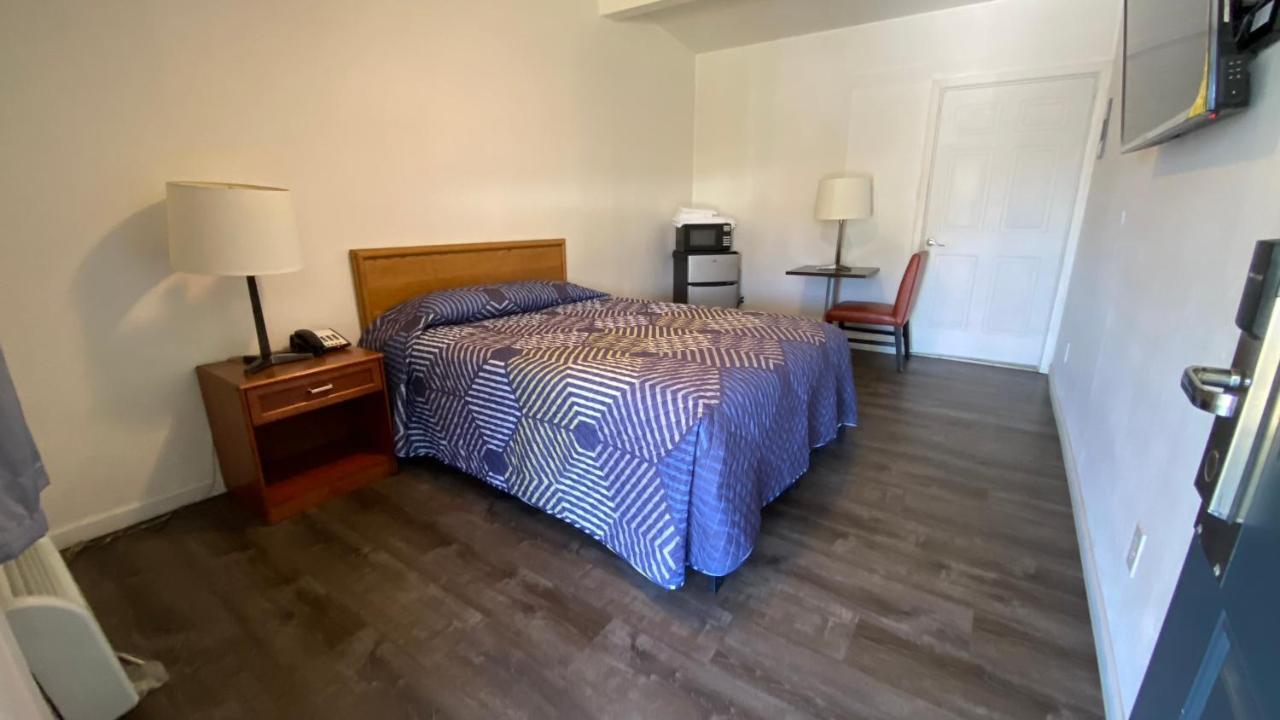 Golden Kent Motel المظهر الخارجي الصورة
