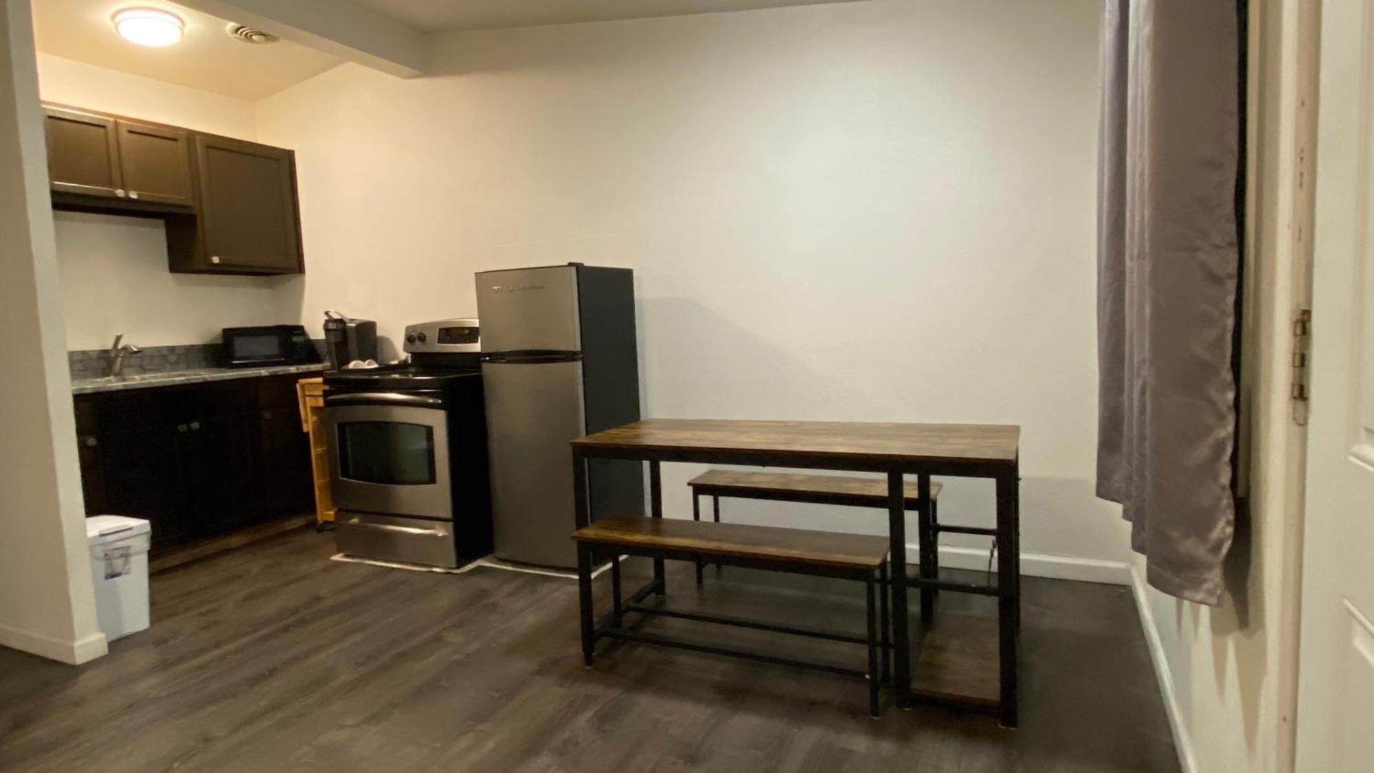 Golden Kent Motel المظهر الخارجي الصورة